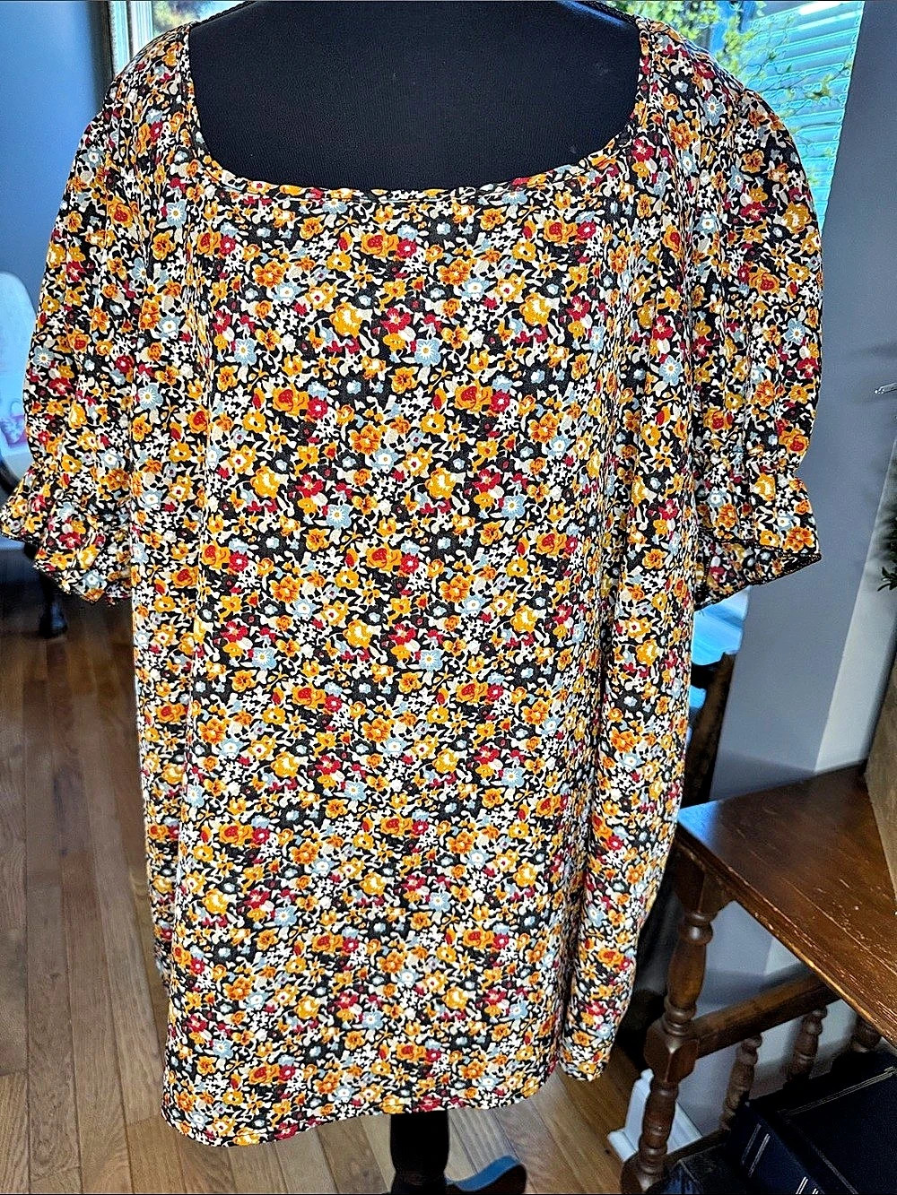 SHEIN Floral Short Sleeve Blouse in Black & Orange 3XL Like New